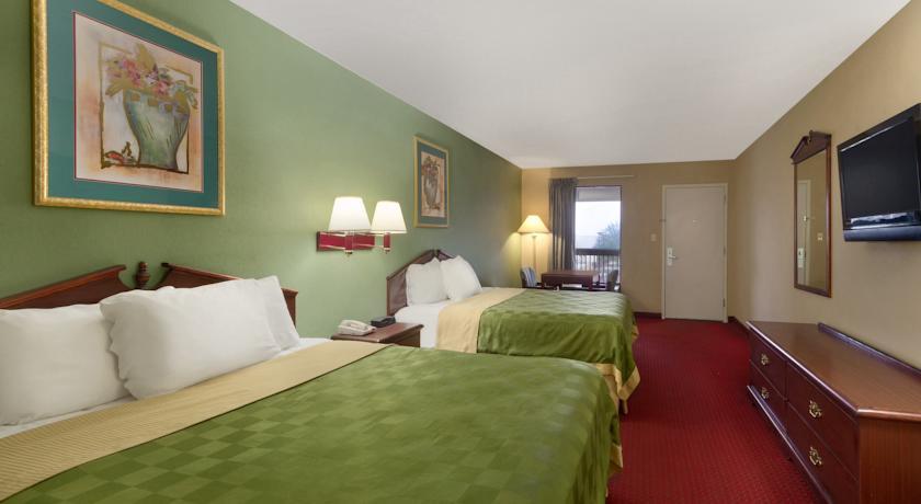 Quality Inn & Suites Near Robins Air Force Base Warner Robins Exteriör bild