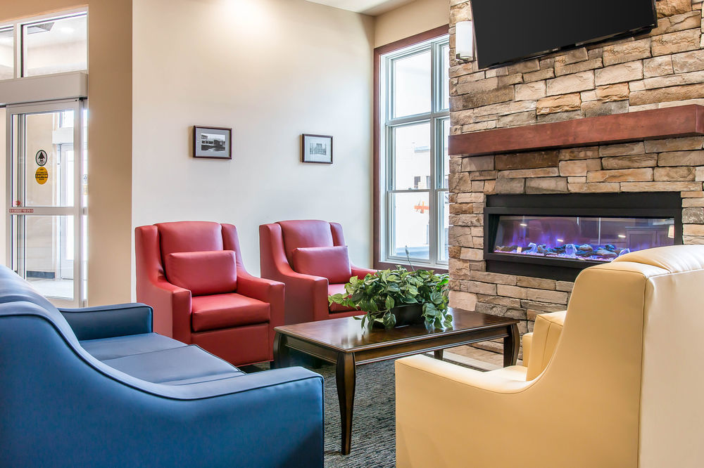 Quality Inn & Suites Near Robins Air Force Base Warner Robins Exteriör bild